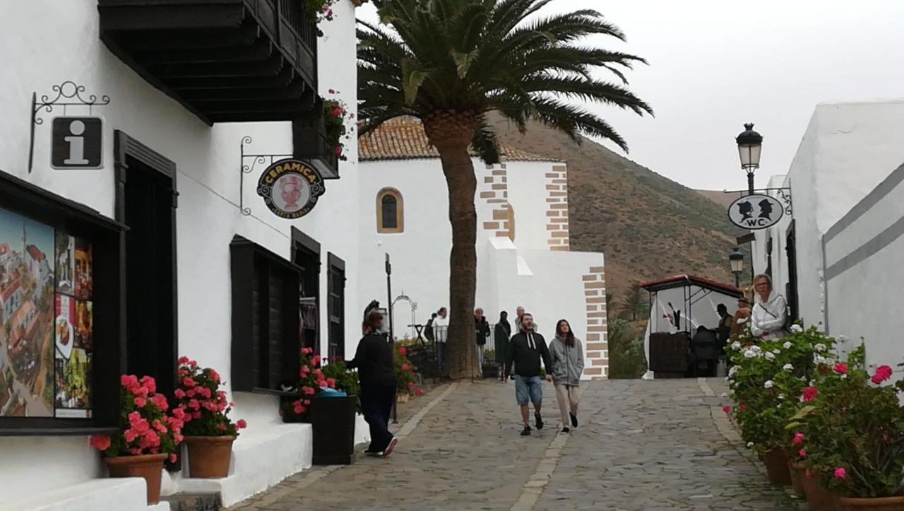 Bed & Breakfast Descanso Y Relax Puerto del Rosario  Εξωτερικό φωτογραφία